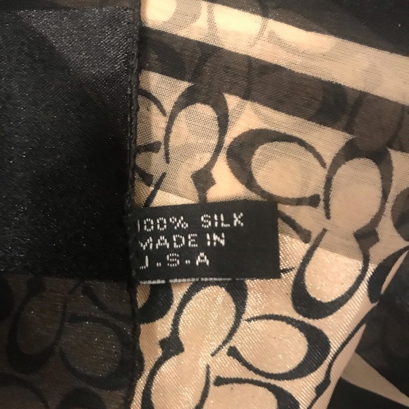 Coach Scarf - Picture 3 of 3